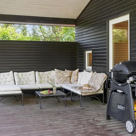 Дом отдыха In Sjaellands Odde With Wifi